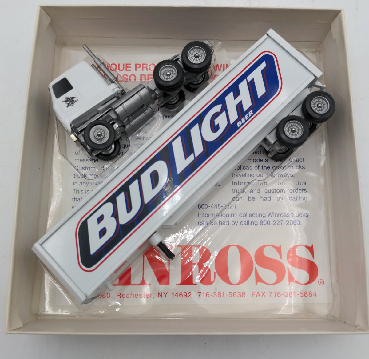 Winross 1/64 Budlight Semi-Truck