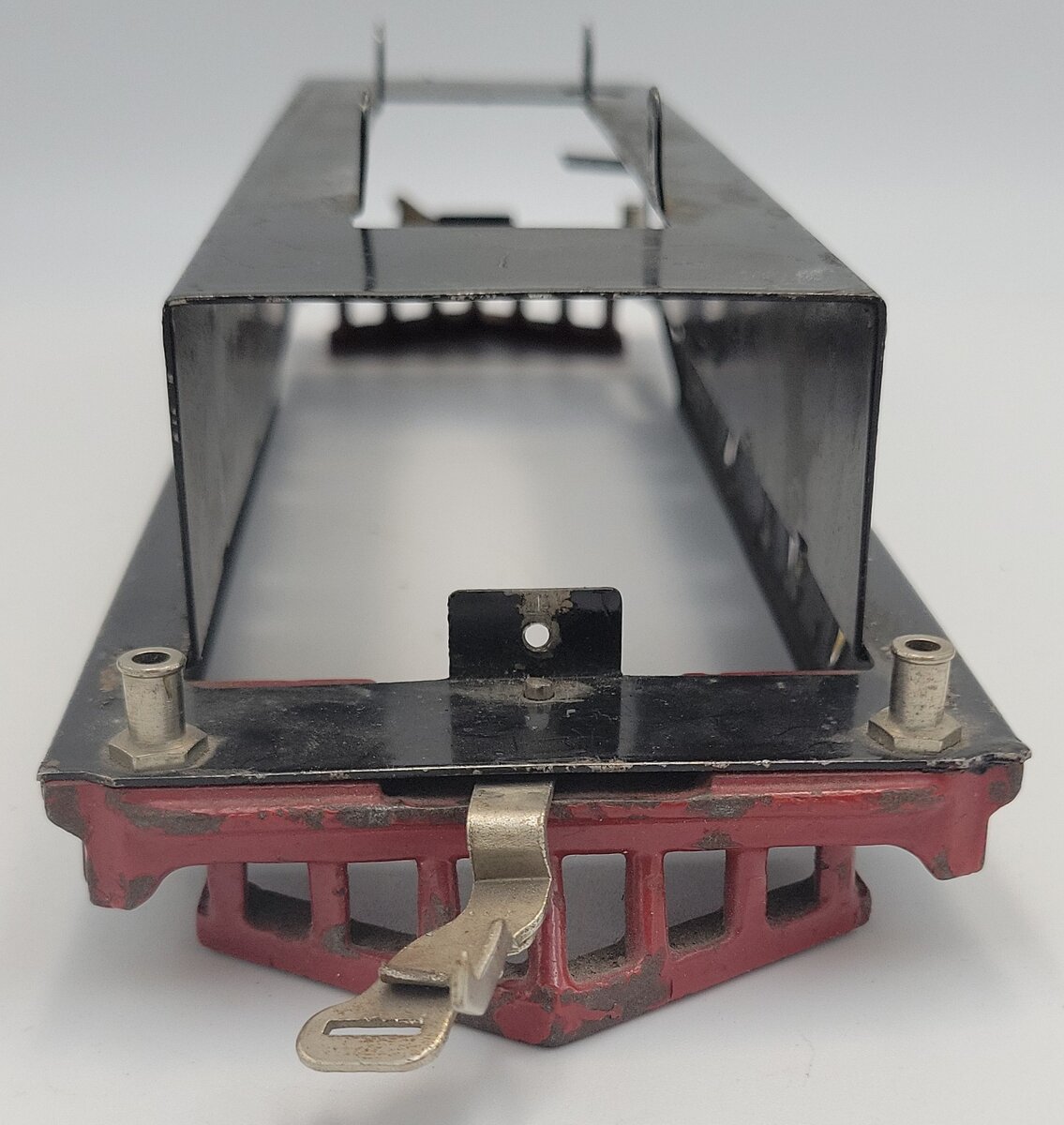 Lionel 318-4 Prewar Standard Electric Loco Frame w/ Cowcatchers & Brass Trim