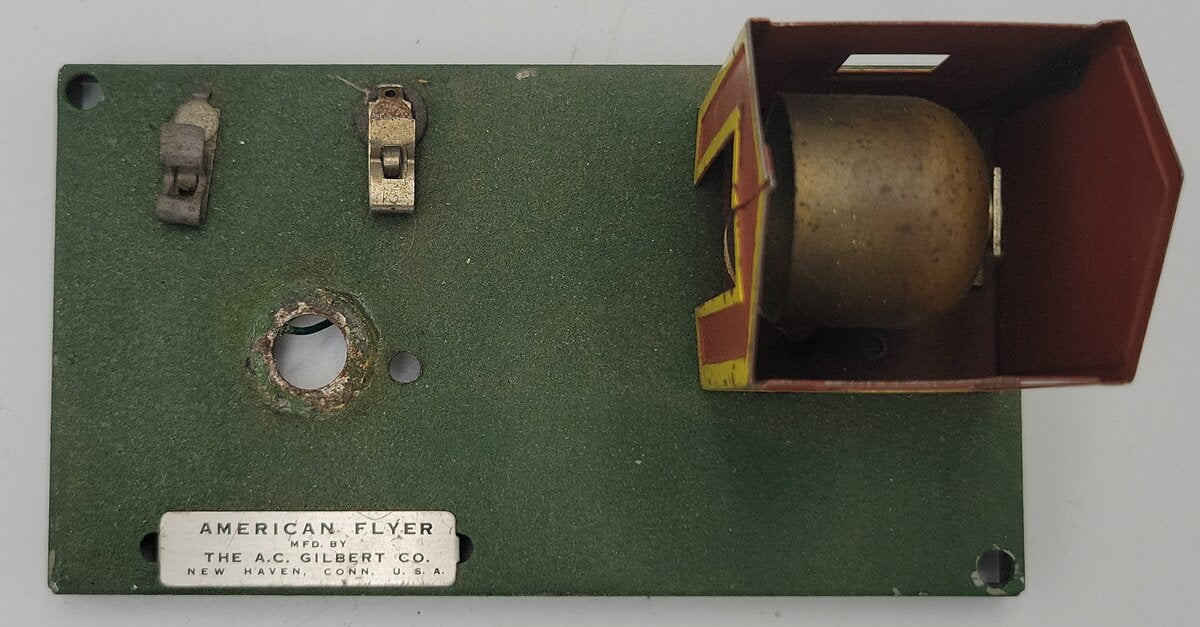 American Flyer 759 S Scale Railroad Crossing House Without Railroad X-ing Signal