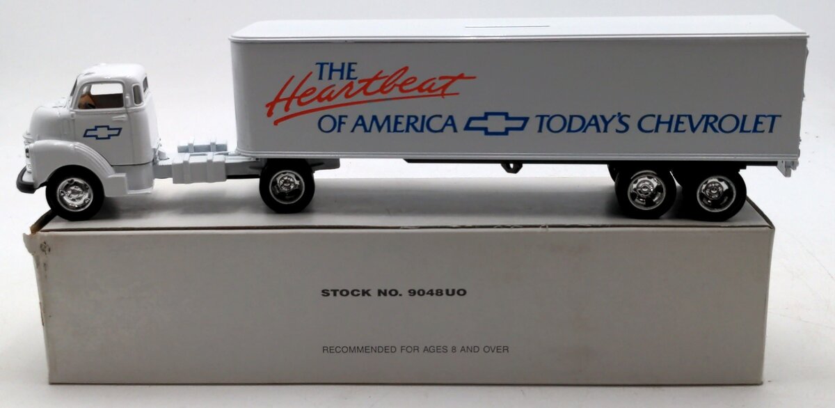 Ertl 9048UO 1/64 Scale Chevrolet Semi Truck and Trailer Locking Coin Bank