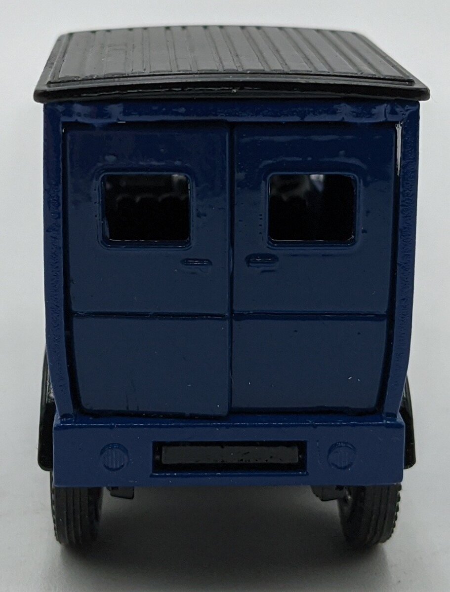 Matchbox Y-5 Model Of Yesteryear Chocolat Menier 1927 Talbot Van