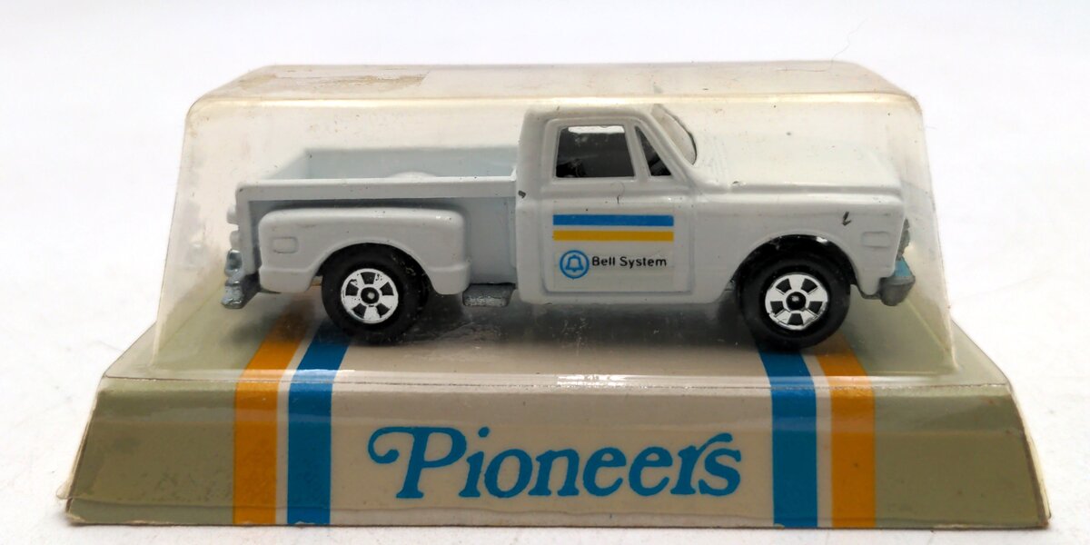 Pioneer 0021S 1:64 Scale Bell System Chevrolet Pickup Truck