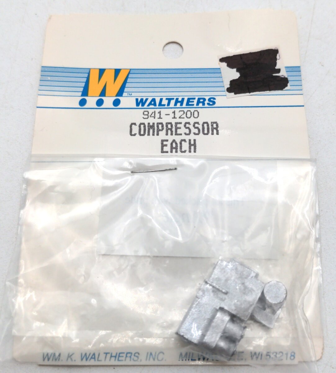 Walthers 941-1200 HO Scale Air Compressor