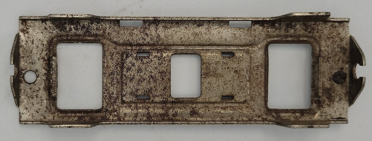 Lionel 390-41 Bild-a-Loco Trains Collector Nickel Bracket w/ Some Rust