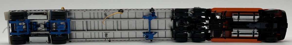 Sword Models 1:50 Scale Schneider Freightliner w/Flatbed & Steel Pipe Load