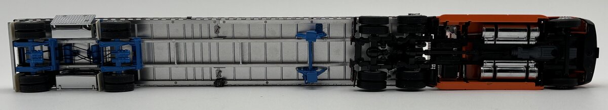 Sword Models 1:50 Scale Schneider Freightliner w/Flatbed & Pipe Load