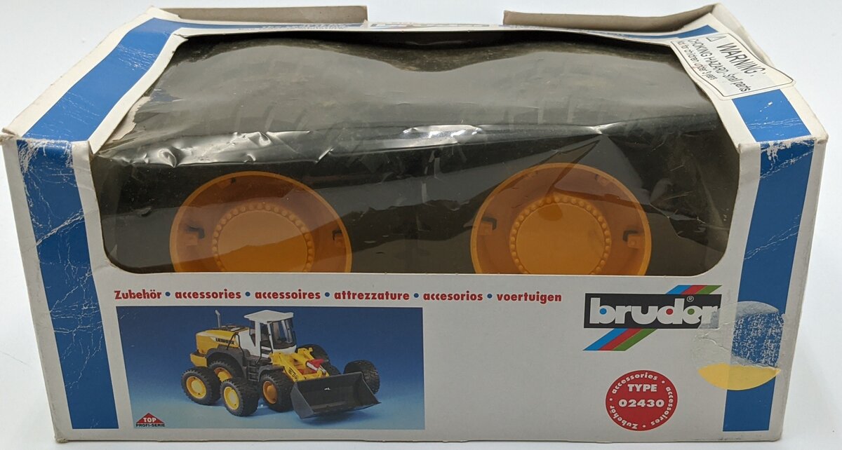 Bruder 02404 Wheels for Bruder 02430 (4-pack)