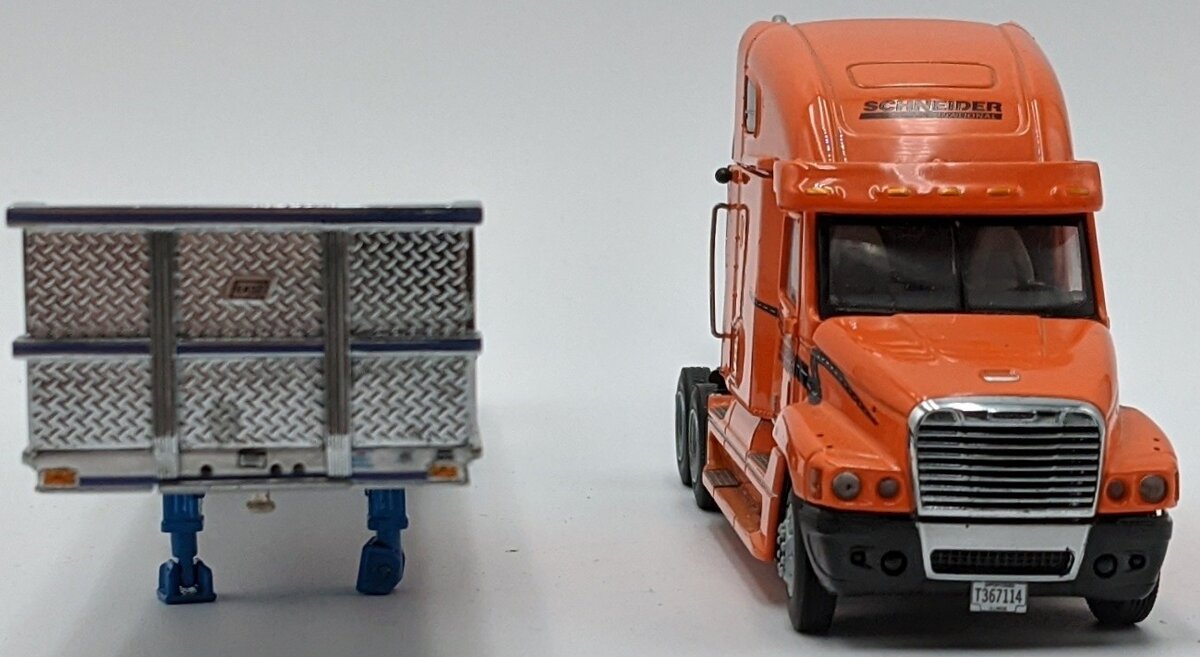 Sword Models 1:50 Scale Schneider Freightliner & Flatbed w/Pipe Load
