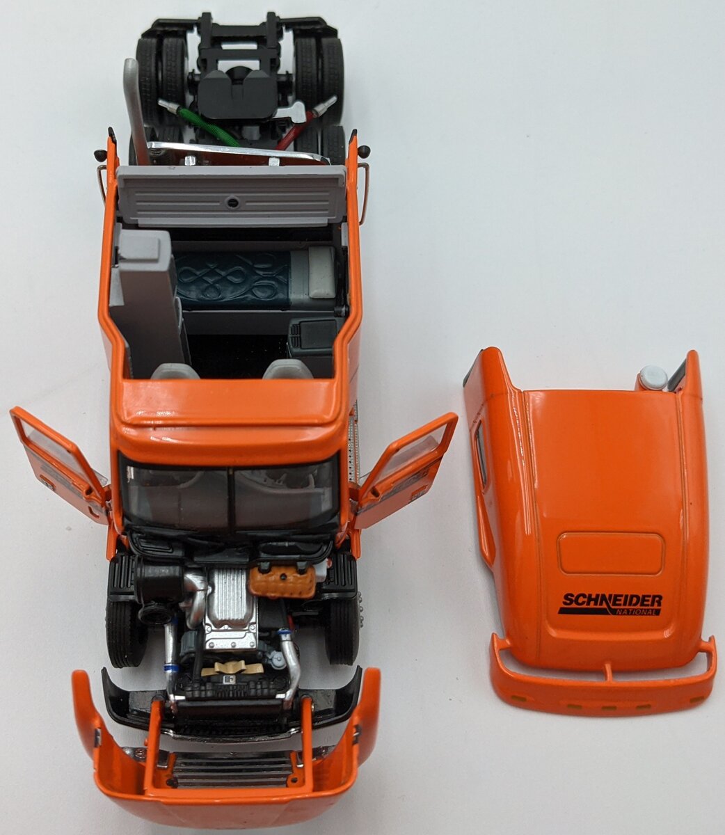 Sword Models 1:50 Scale Schneider Freightliner & Flatbed w/Pipe Load