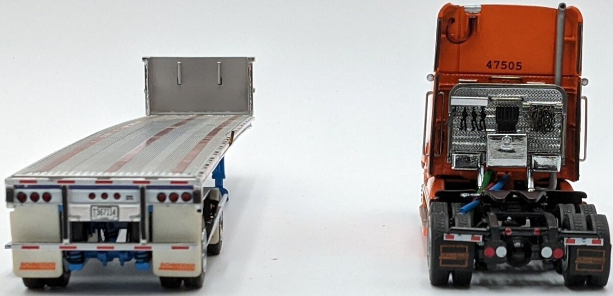 Sword Models 1:50 Scale Schneider Freightliner & Flatbed w/Wood Load