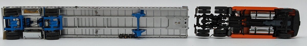 Sword Models 1:50 Scale Schneider Freightliner & Flatbed w/Wood Load