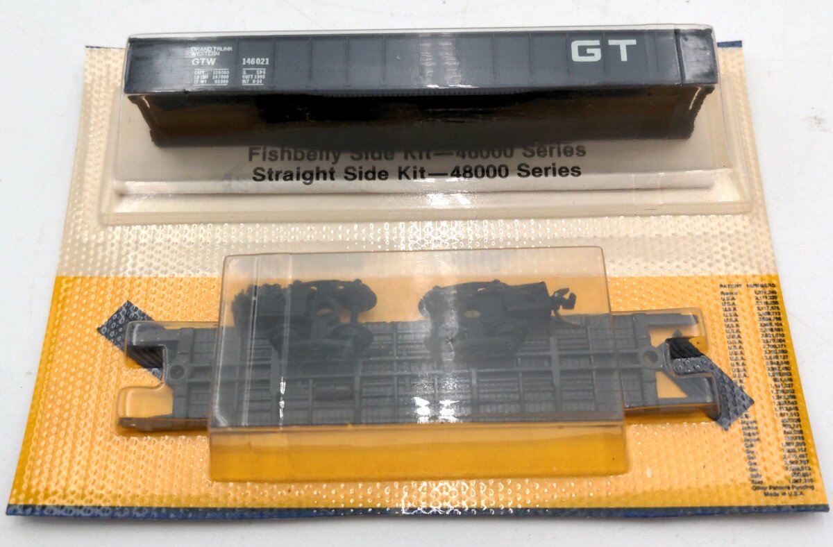 Micro-Trains 48000 Series N 50' Gondola Straight Side
