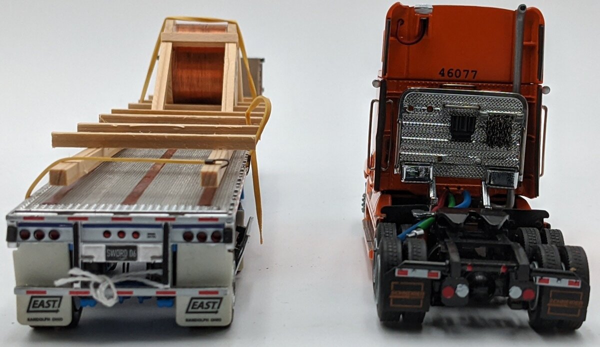 Sword Models 1:50 Scale Schneider Freightliner & Flatbed w/Siemens Cable Load