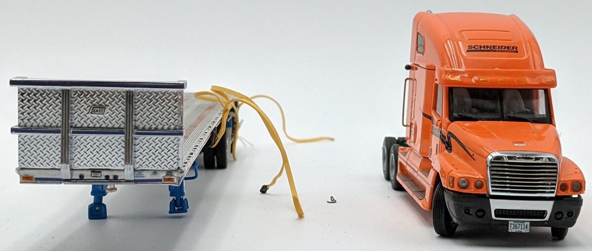 Sword Models 1:50 Scale Schneider Freightliner Tractor & Flatbed w/Load