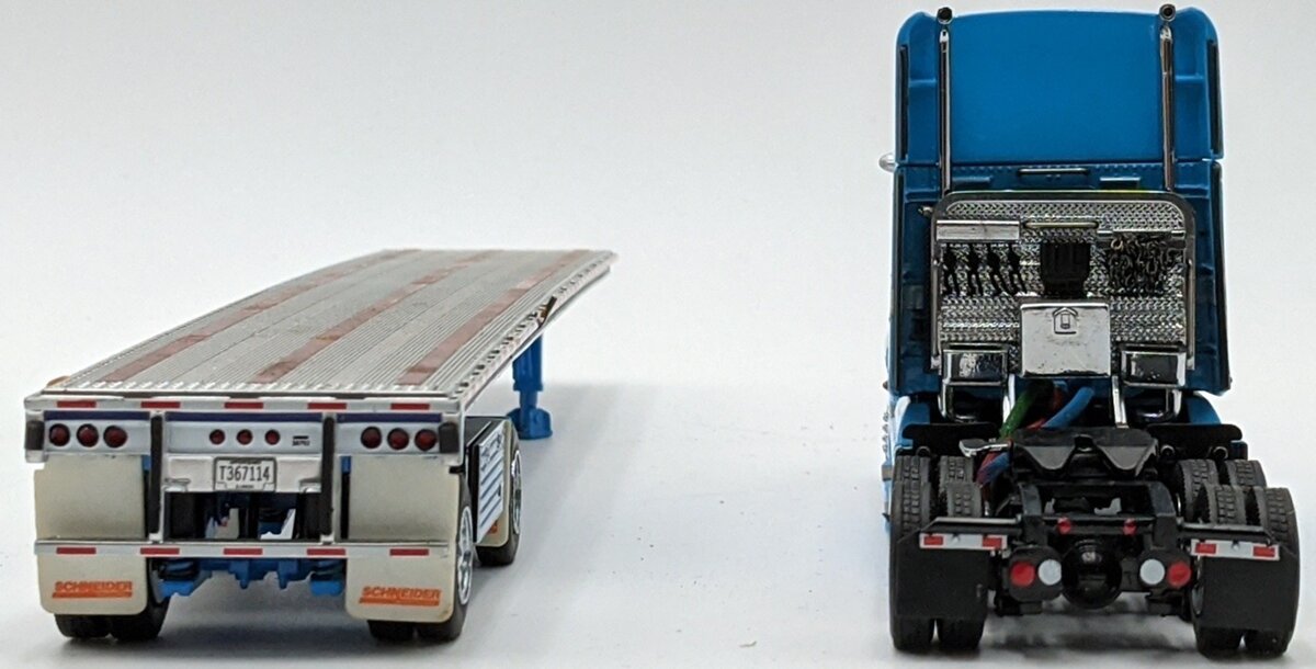Sword Models 1:50 ATS Specialized Freightliner Tractor & Flatbed w/Load
