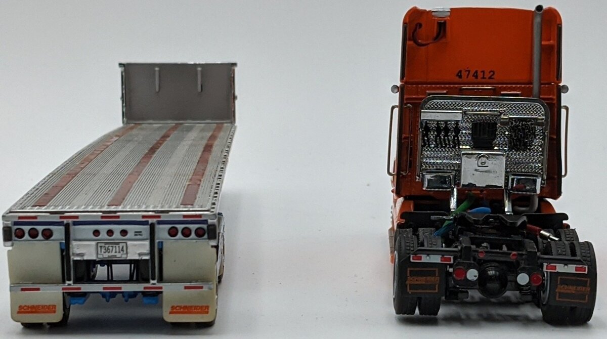 Sword Models 1:50 Scale Schneider Freightliner Tractor & Flatbed w/Load