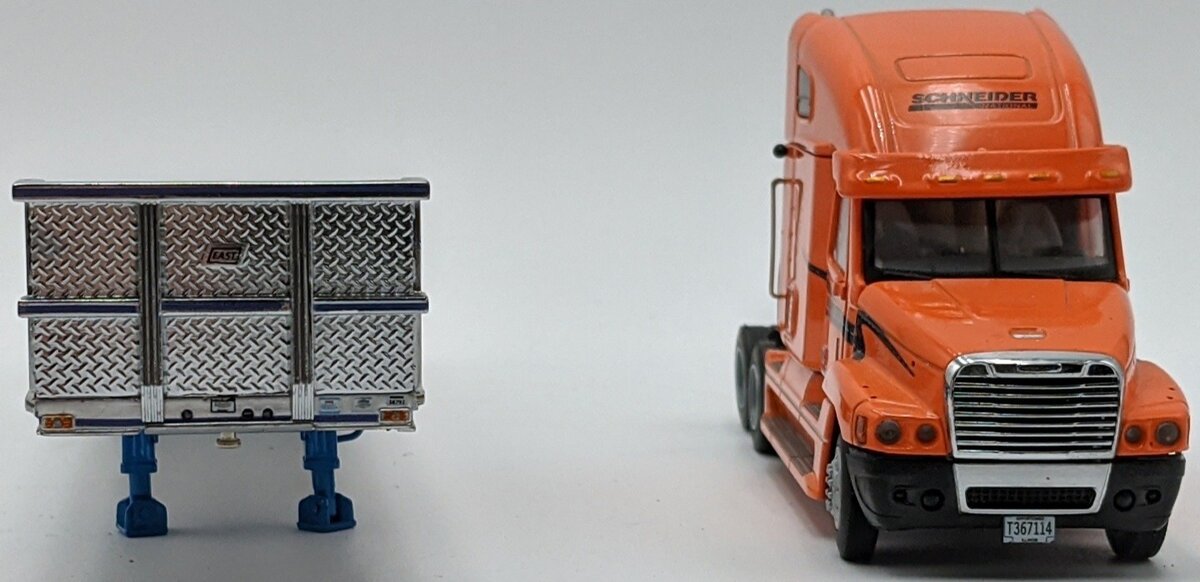 Sword Models 1:50 Scale Schneider Freightliner Tractor & Flatbed w/Load