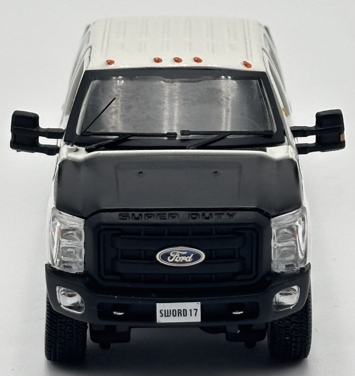 Sword Models SW1200-WM 1:50 Scale 2016 Ford F-250 Pickup Truck - White