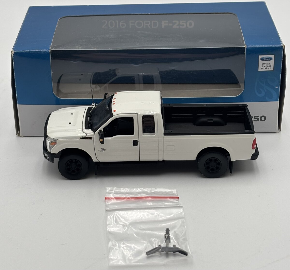 Sword Models SW1100-W 1:50 Scale 2016 Ford F-250 Pickup Truck