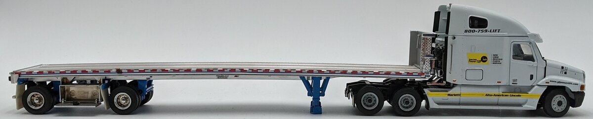 Sword Models 1:50 GLP Freightliner Tractor & Flatbed w/2 Generators Load