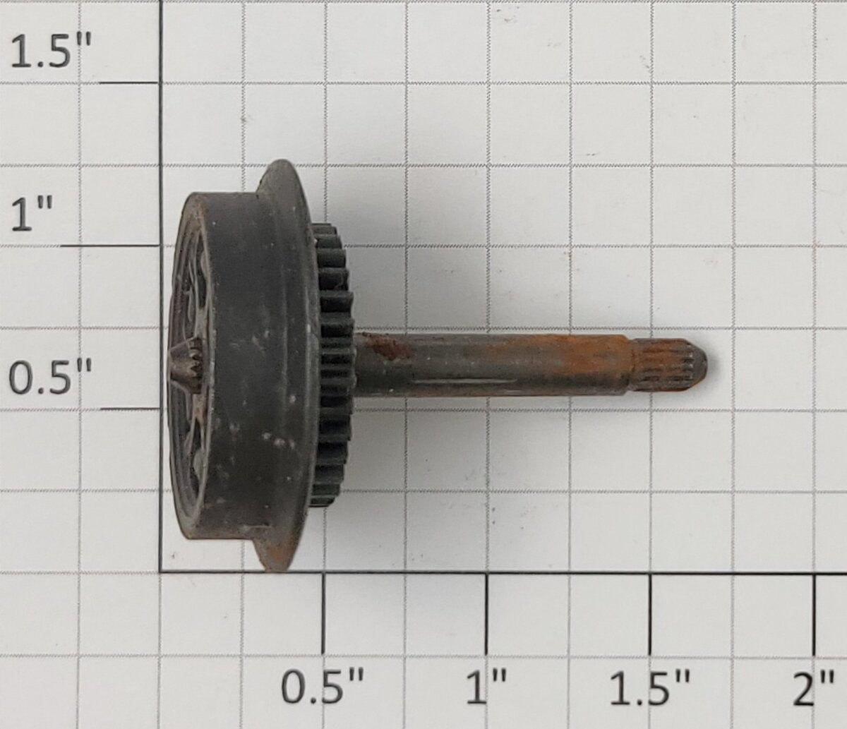 Lionel 8379-30 Fire Car Geared Wheel & Swaged Axle