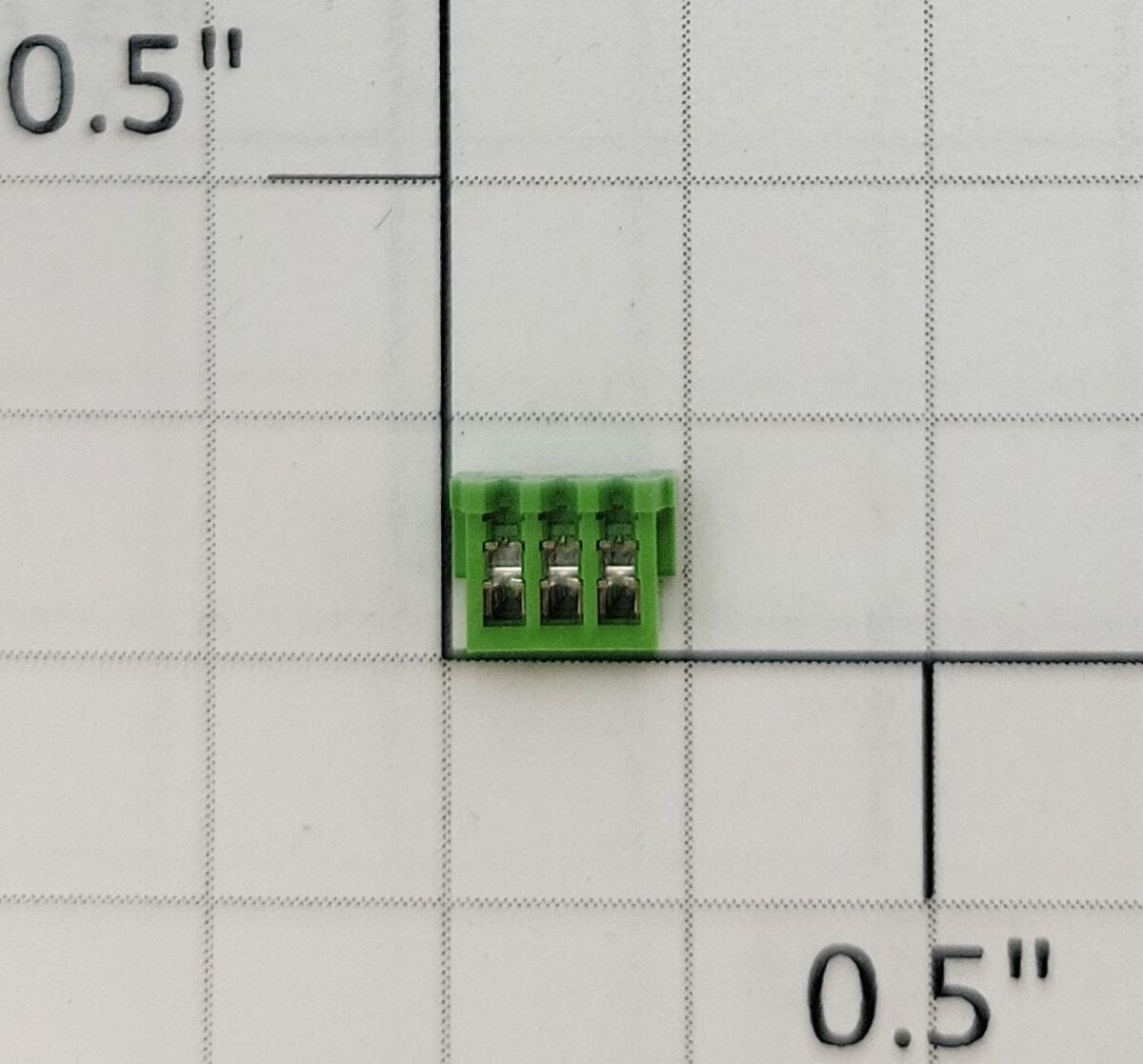 Digi-key 455-2290-ND Green 3-Position Rectangular Receptacle Female Connector