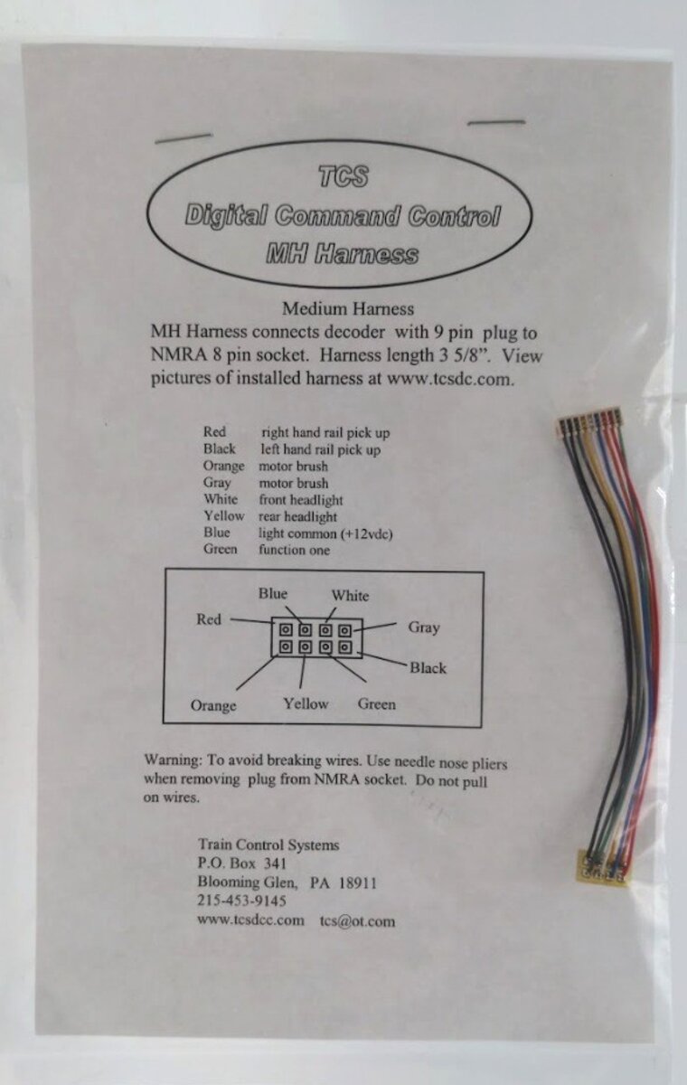 TCSDCC MH Harness Medium Connects Decoder W/9 Pin Plug to NMRA 8 Pin Socket