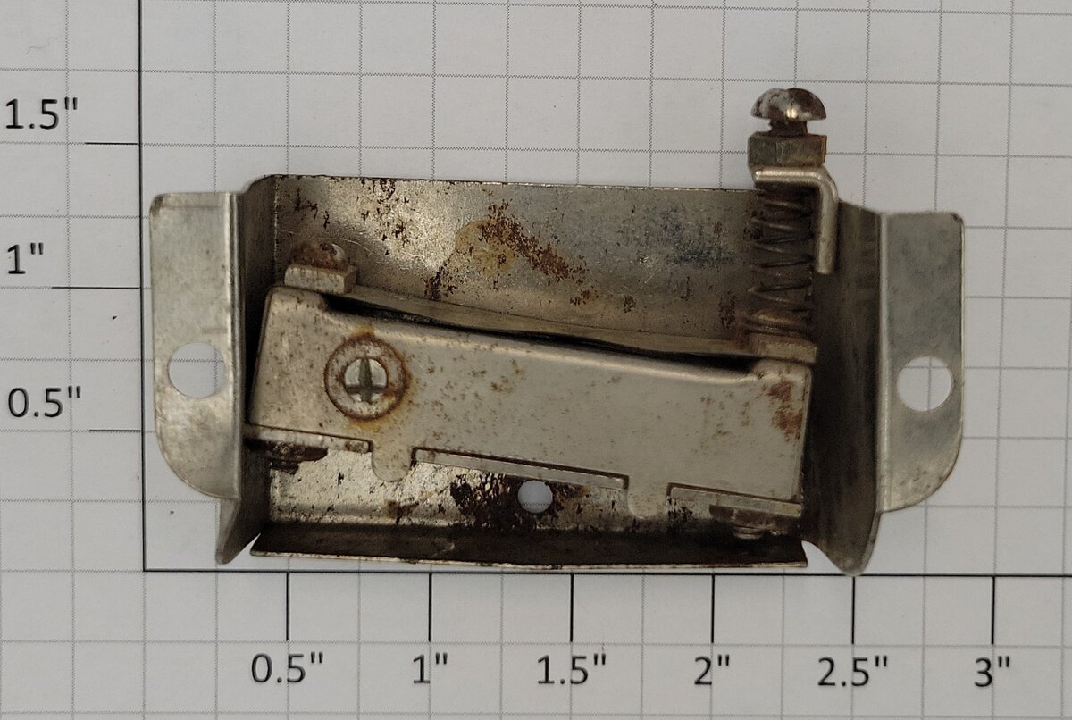 Acme 0512-02 O Gauge Prewar Spring Controlled Contact Switch w/ Mounting Bracket