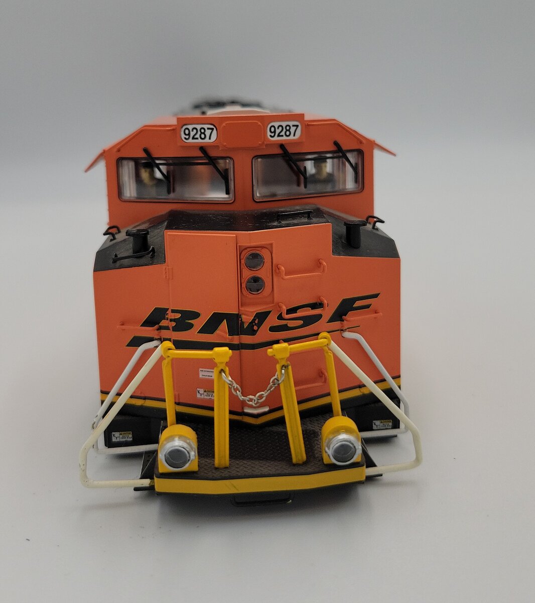Lionel 85047-2 O Gauge Burlington Northern Santa Fe BTO Diesel Shell #9287
