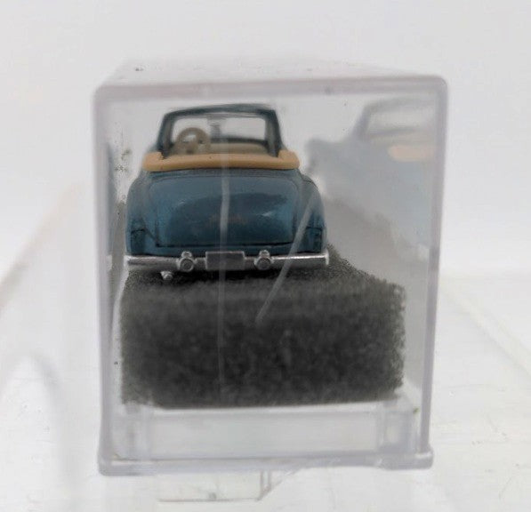 Praline 4705 Scale HO Scale Metallic Blue 50 Buick Cabrio De Luxe Plastic Car