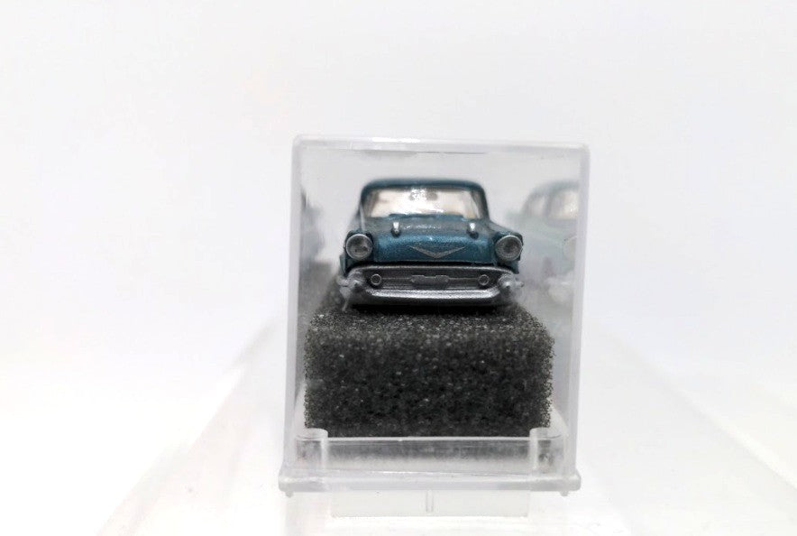 Praline 5004 HO Scale Metallic Blue Chevy Bel Air Lim Plastic Car