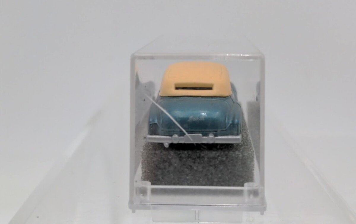 Praline 4706 HO Scale Metallic/Beige Top Buick Cabriolet Sedan Convertible Car