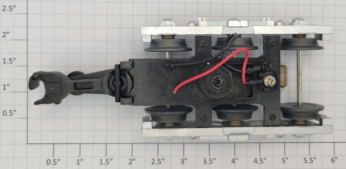 K-Line K4400-35 O Gauge 6-Wheel Cast Silver Passenger Operating Coupler Truck