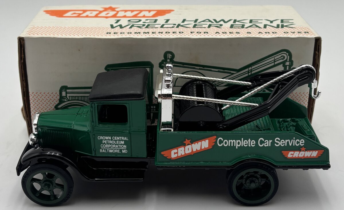 Ertl 2196 1:34 Scale Diecast Crown 1931 Hawkeye Wrecker Bank NIB