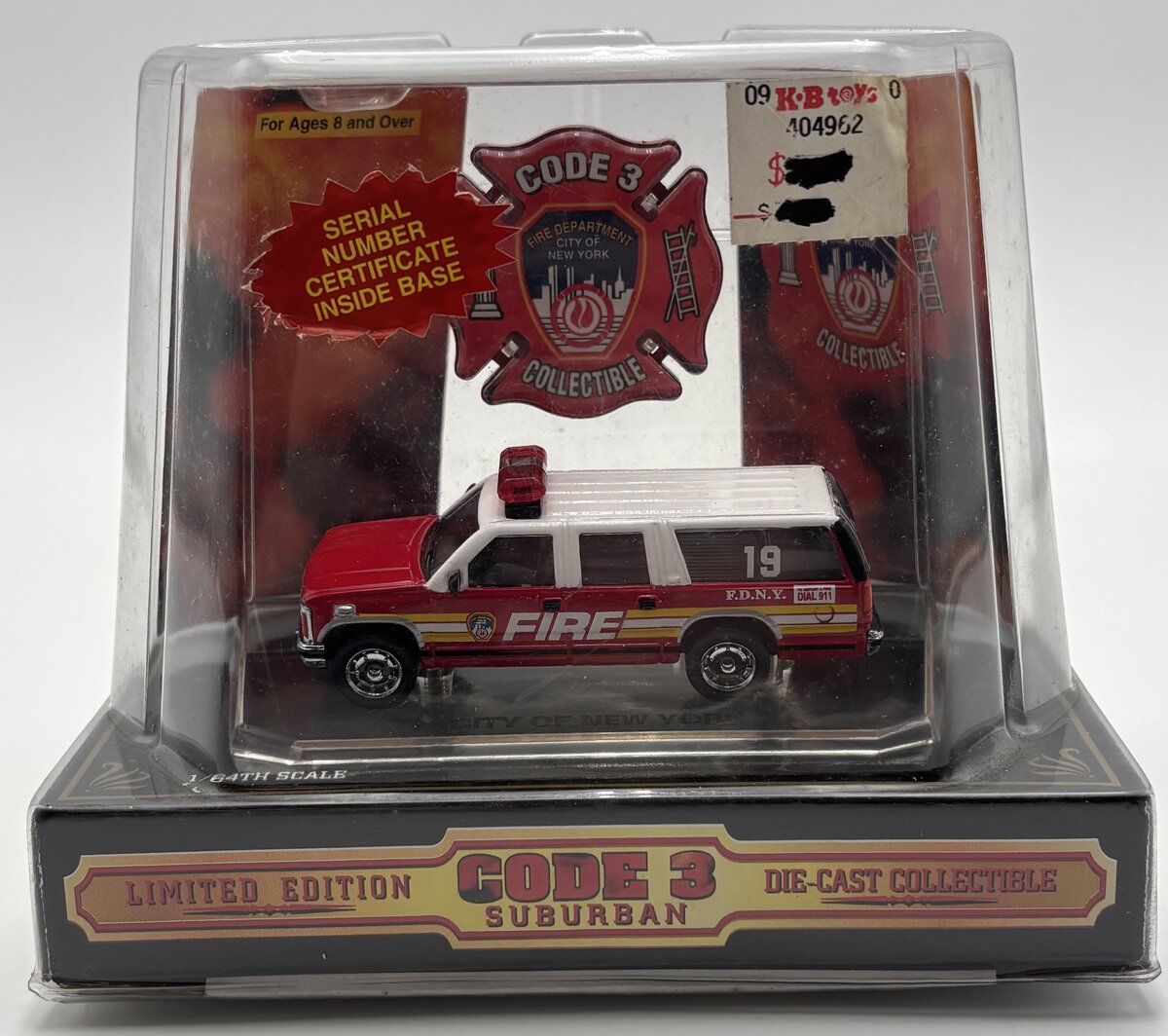 Code 3 12403 1:64 1998 GMC Suburban Code 3 FDNY