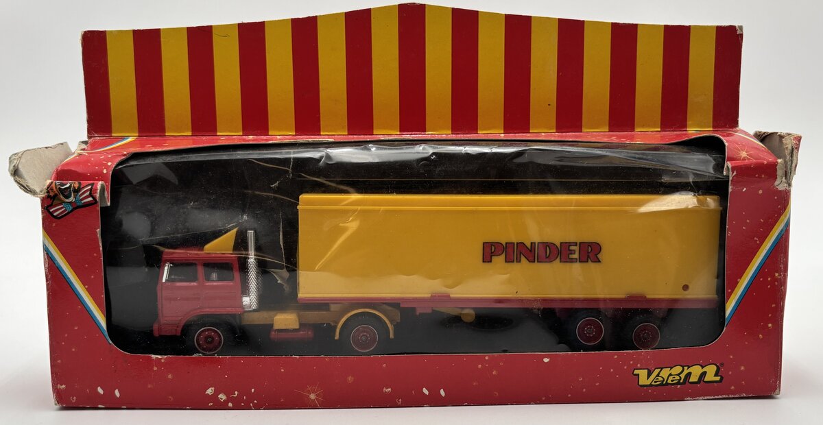 Verem 811 1:43 Pinder Circus Yellow Die-Cast Truck