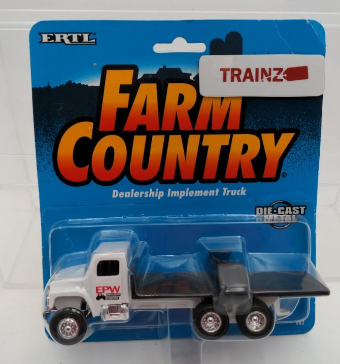 Ertl 682 1:64 Scale Farm Country EPW Implement Co Dealership Implement Truck