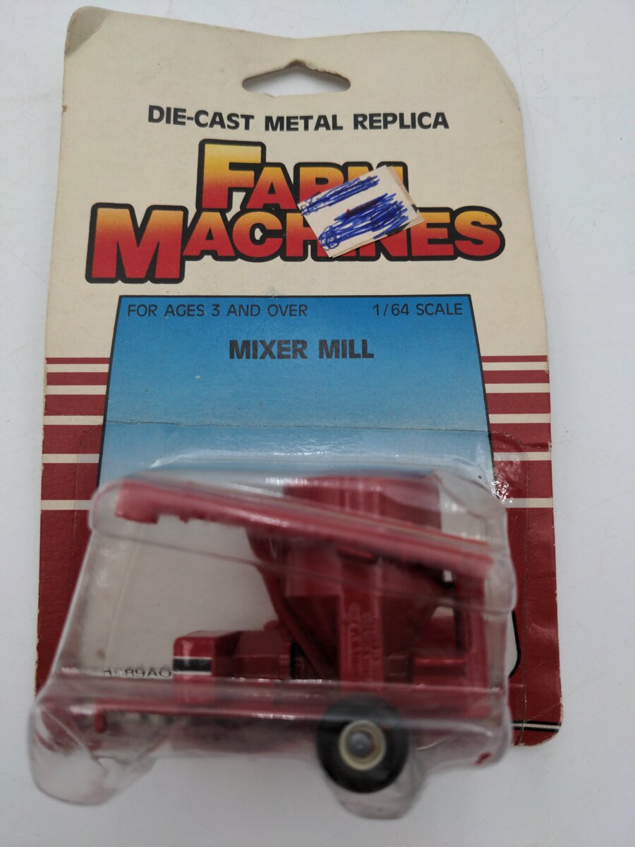 Ertl 480 1:64 Farm Machines Mixer Mill