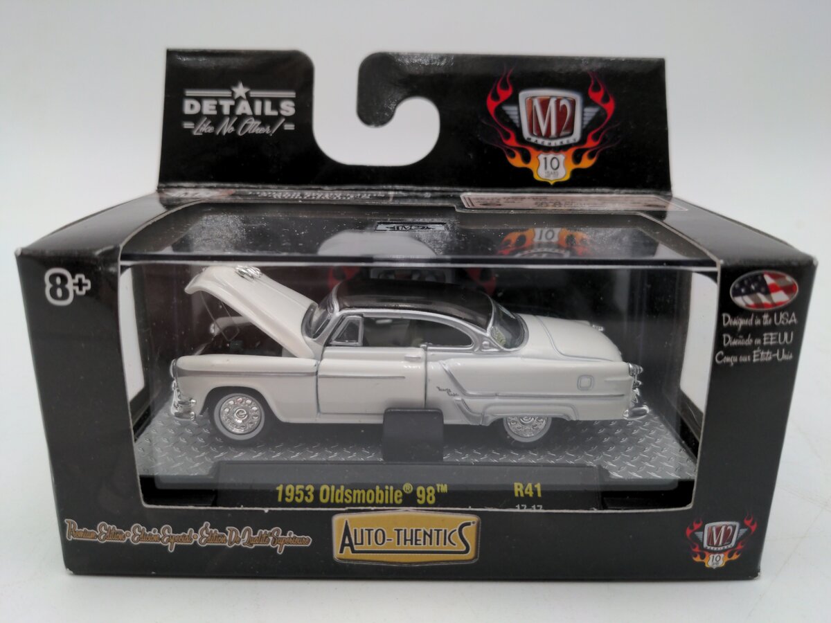 M2 Machines R41 1:64 1953 Oldsmobile 98