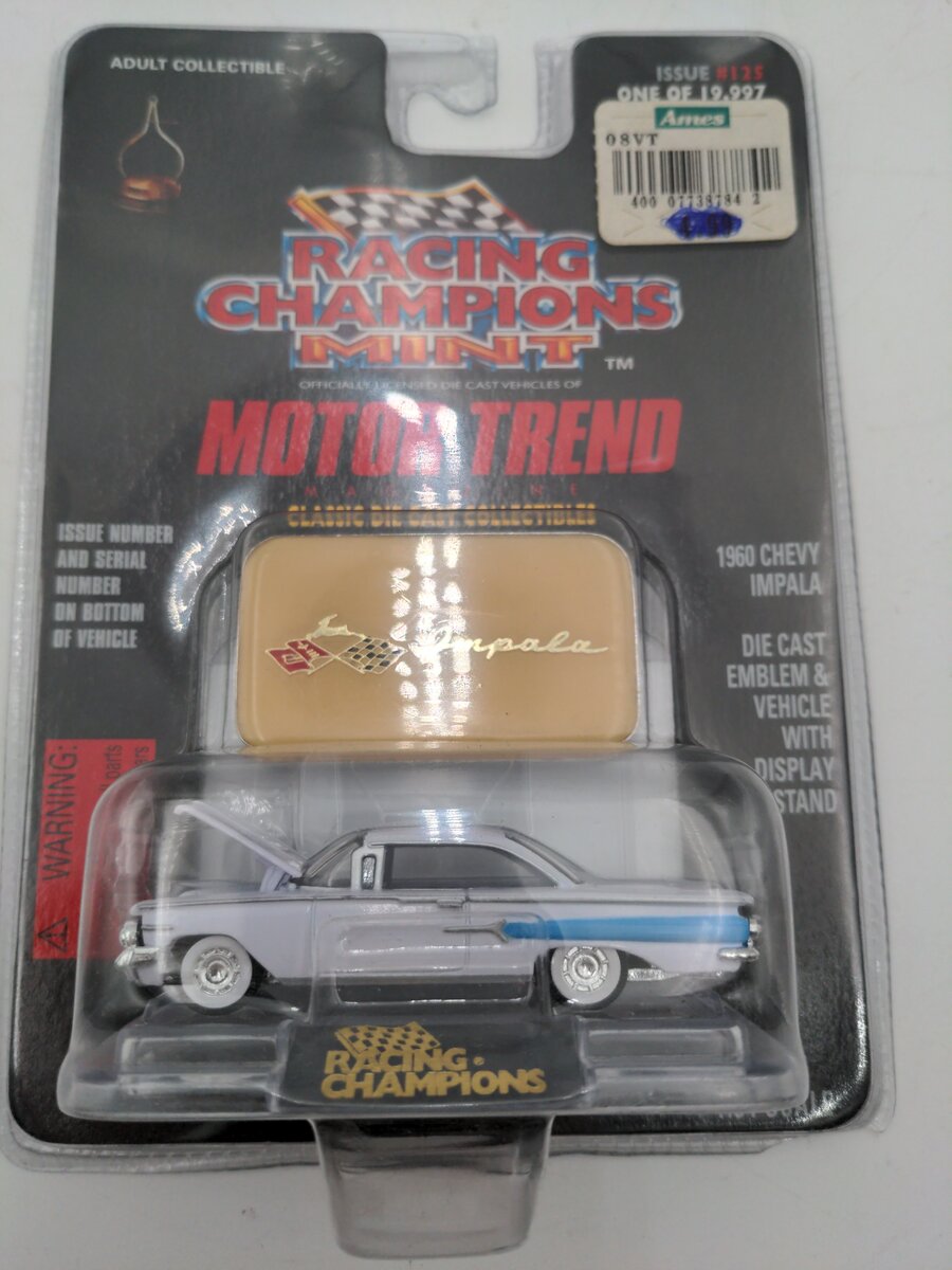 Racing Champions 08194 1:64 1960 Chevy Impala