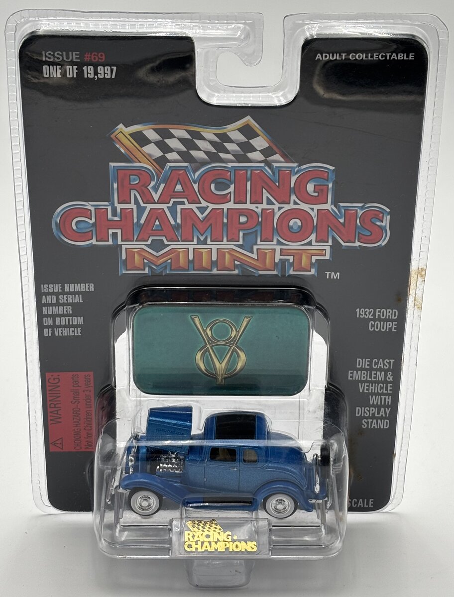 Racing Champions 08100-08124 1:64 #69 Blue 1932 Ford Coupe