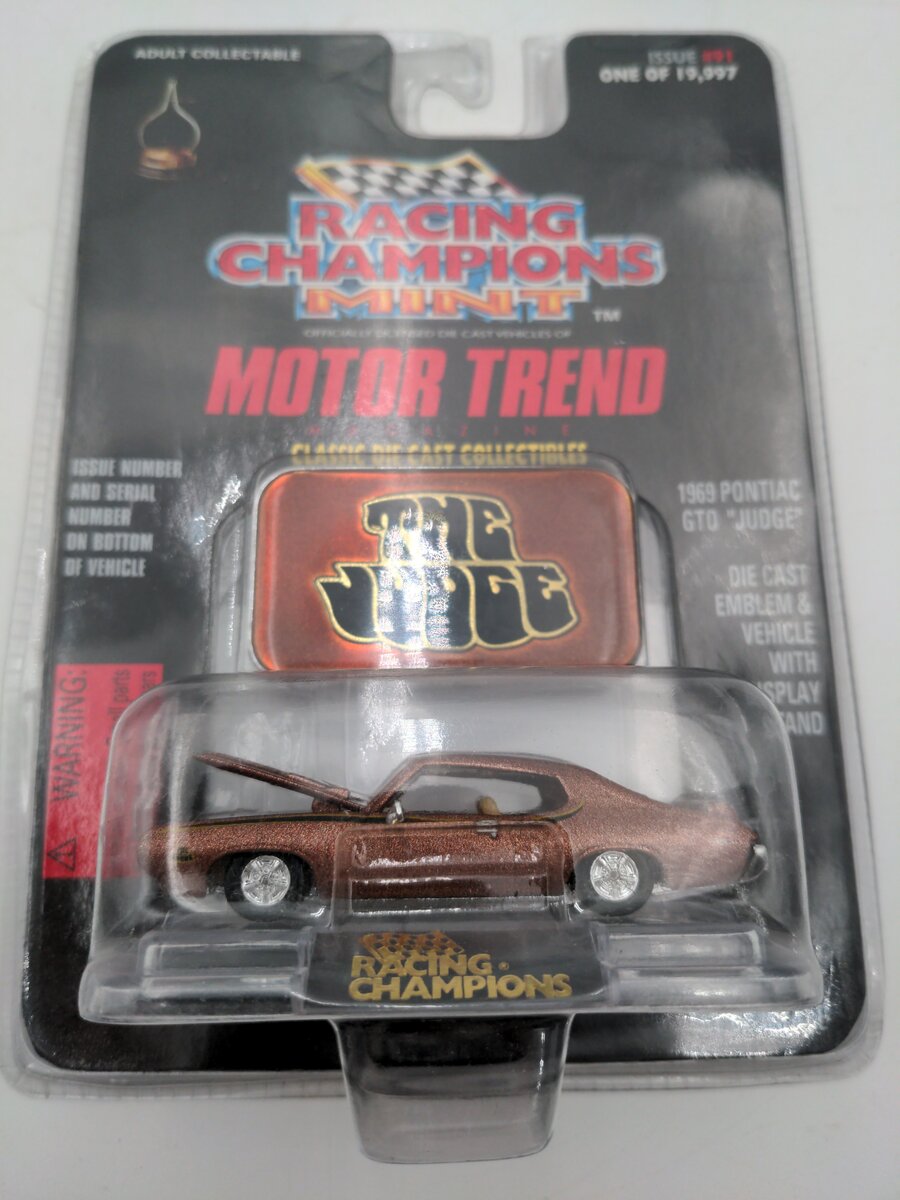 Racing Champions 1:62 1969 Pontiac GTO 
