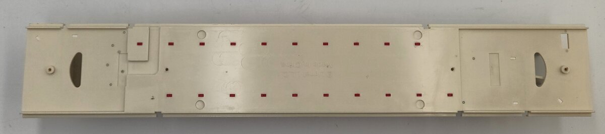 Lionel 10521-26 Tan Passenger Car Interior with Restrooms