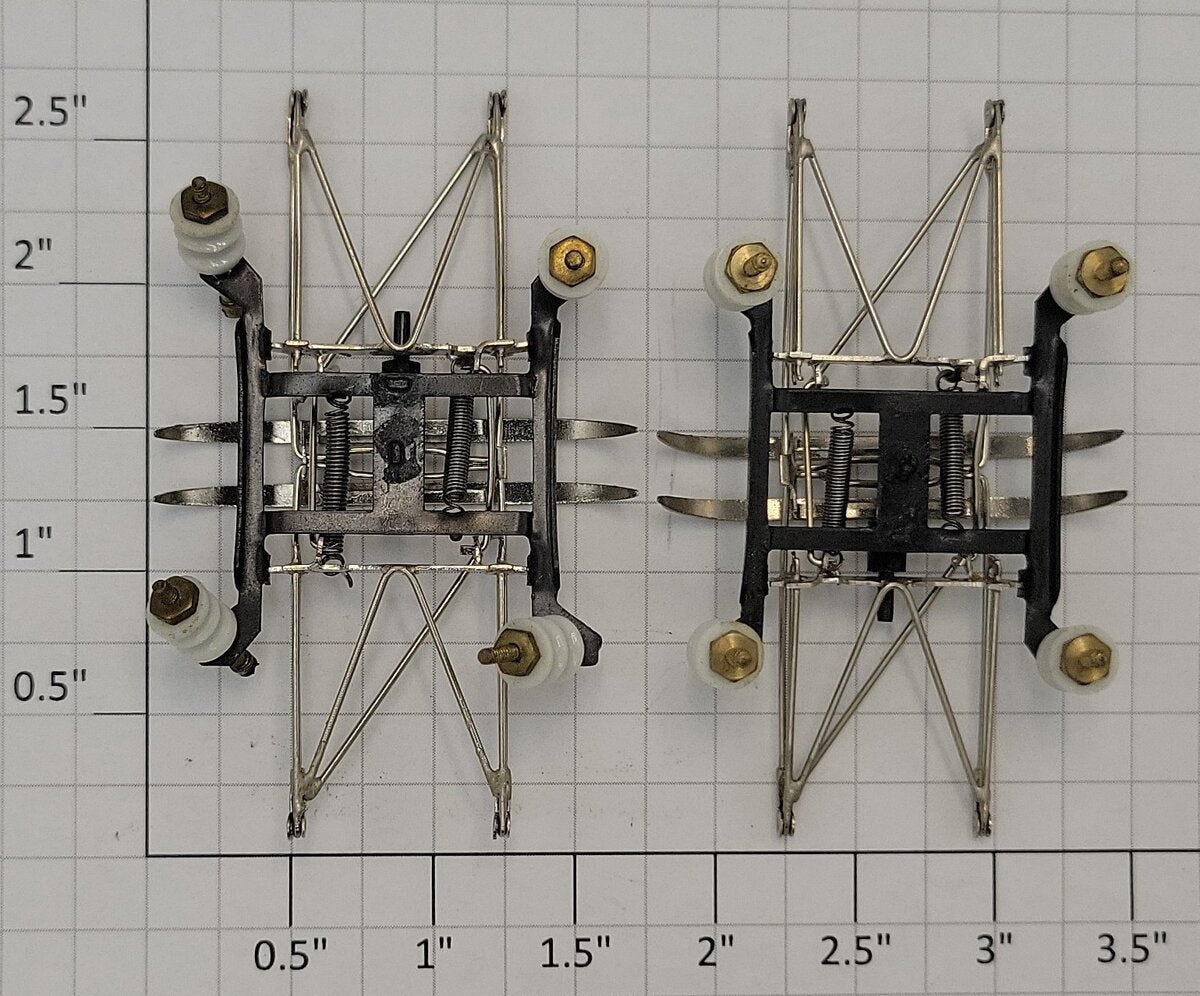 KTM PA-100 O Gauge Electric Loco Pantograph with Glass Insulators (Set of 2)