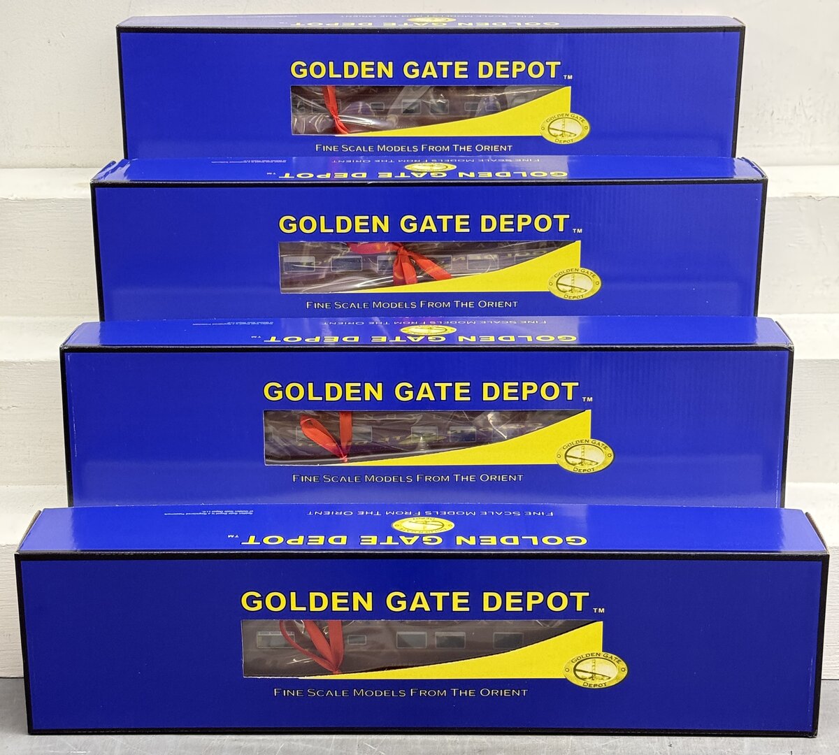 Golden Gate Depot O 1948 PRR Broadway Limited 8-Car Passenger Set - 3 Rail