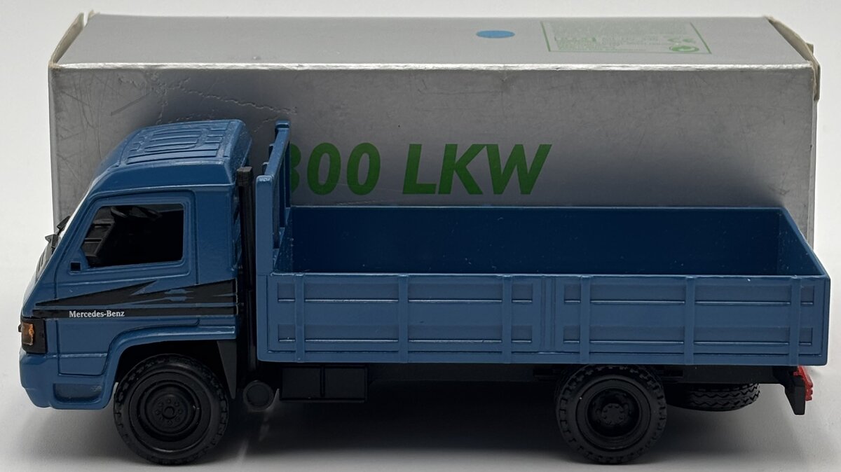 NZG 445 1:43 Mercedes-Benz MB 800 LKW Flat Bed Truck