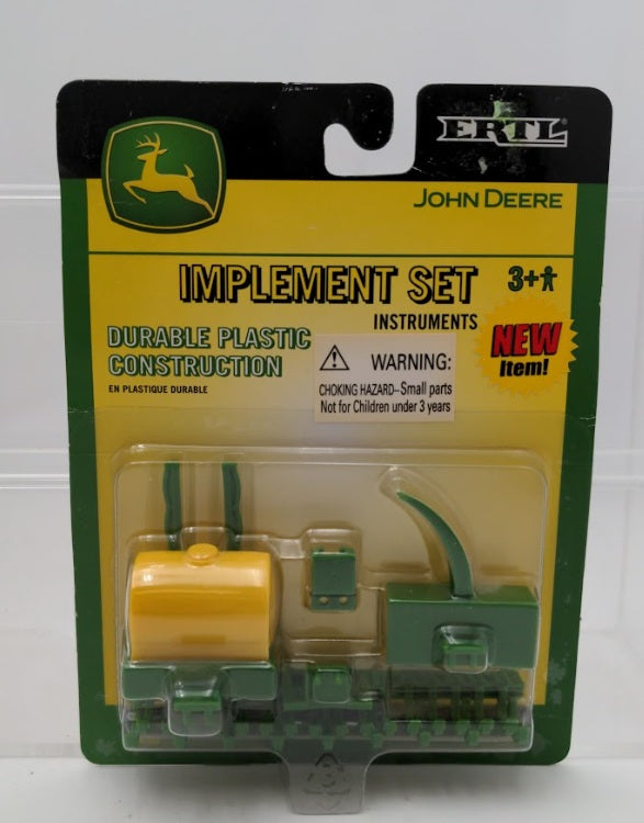 Ertl 15446 1/64 Scale John Deere Plastic Implement Set