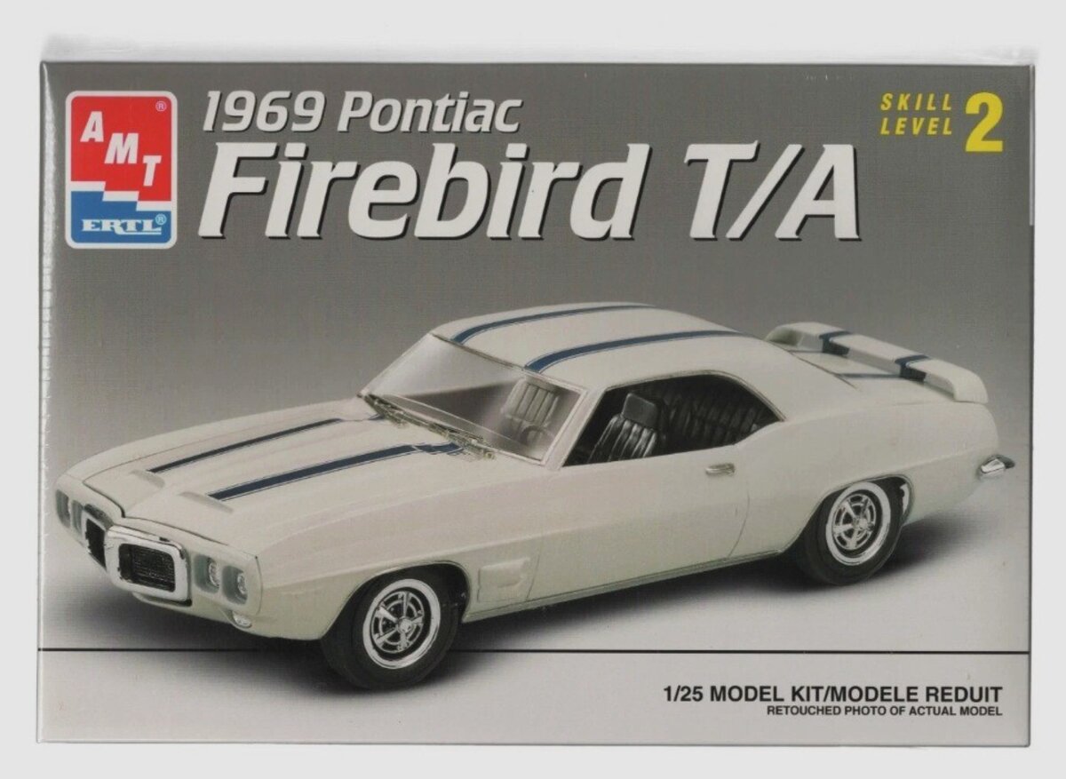AMT 8583 1:25 Scale Ertl 1969 Pontiac Firebird T/A Plastic Model Kit