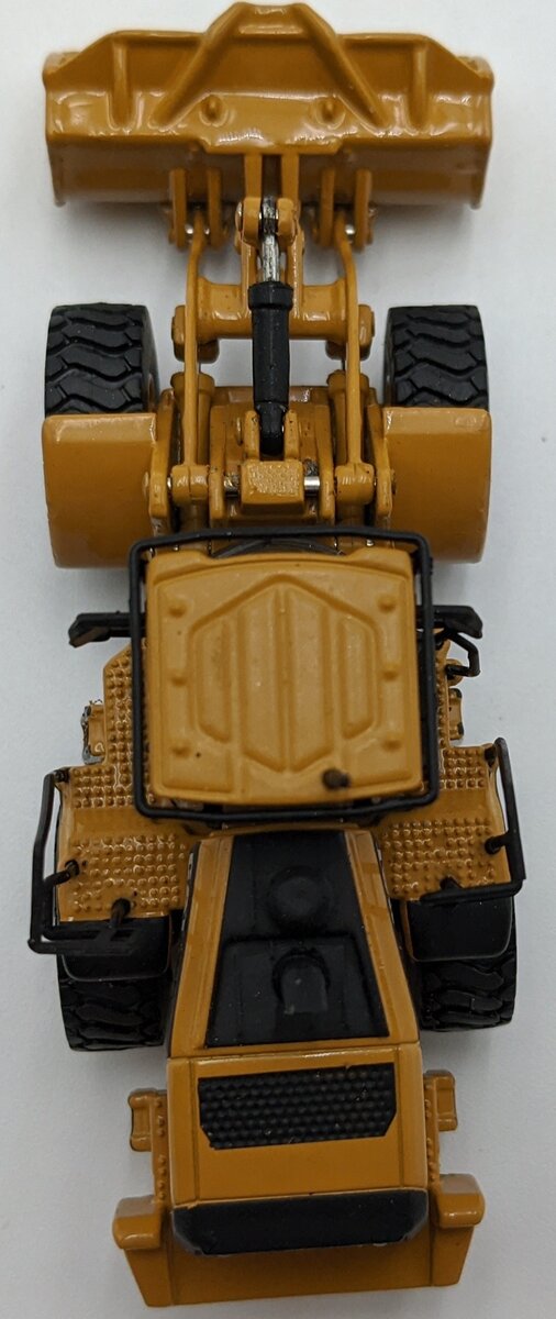 Tonkin TR10006 1:87 Scale Caterpillar 972K Wheel Loader