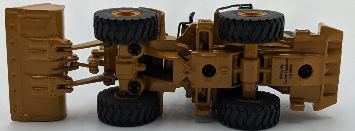 Tonkin TR10006 1:87 Scale Caterpillar 972K Wheel Loader